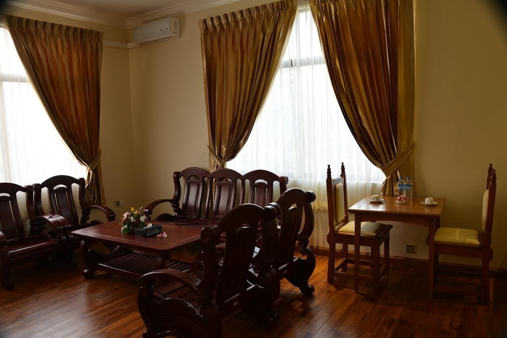 Great Wall Hotel - Nay Pyi Taw Oattara Thiri Phòng bức ảnh