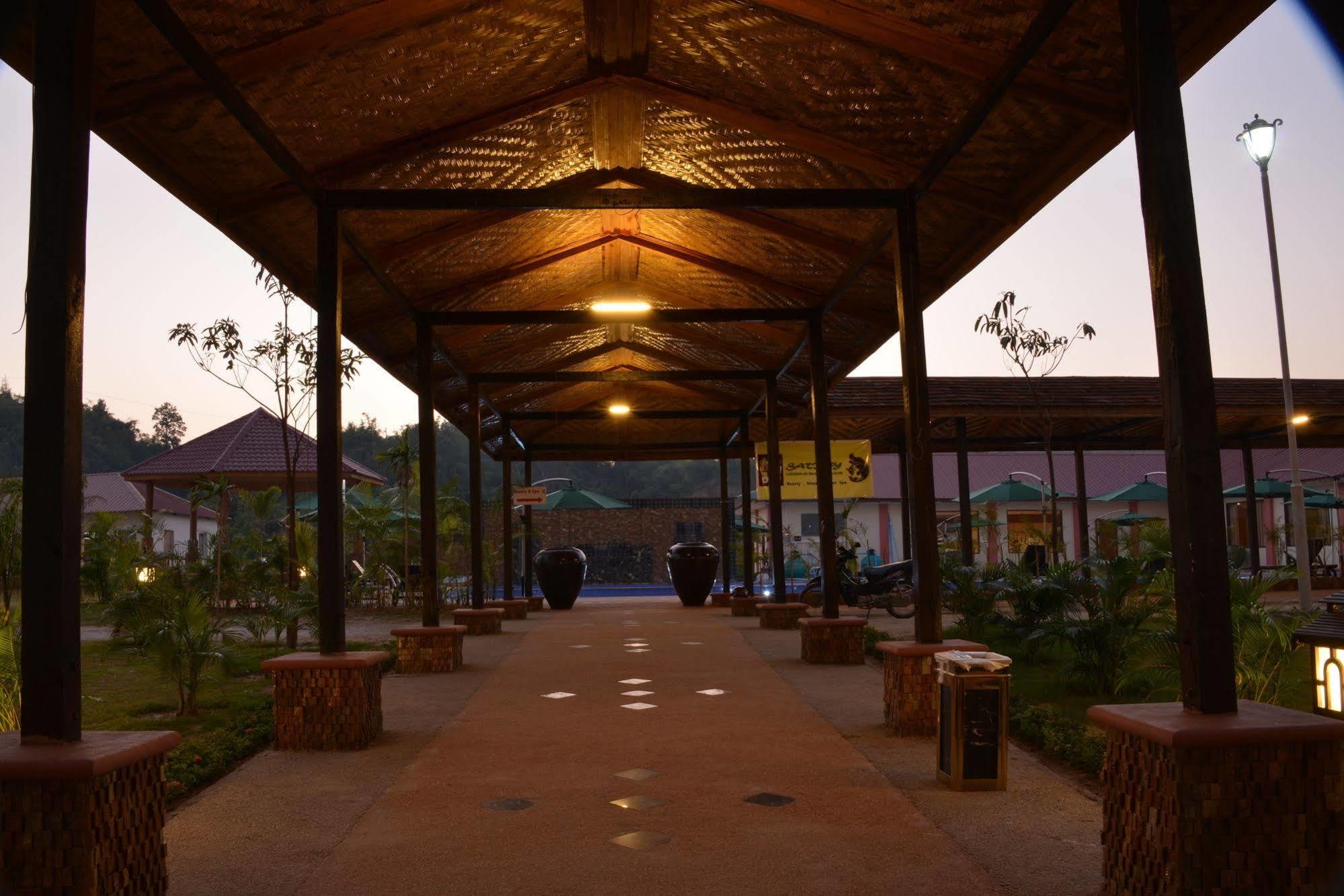Great Wall Hotel - Nay Pyi Taw Oattara Thiri Ngoại thất bức ảnh